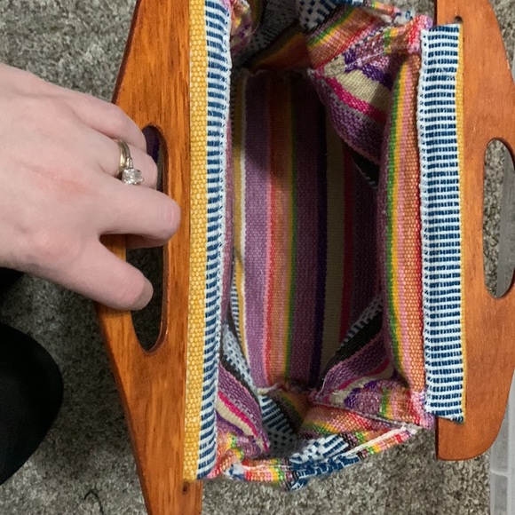 Aztec purse wooden handles - Picture 5 of 5